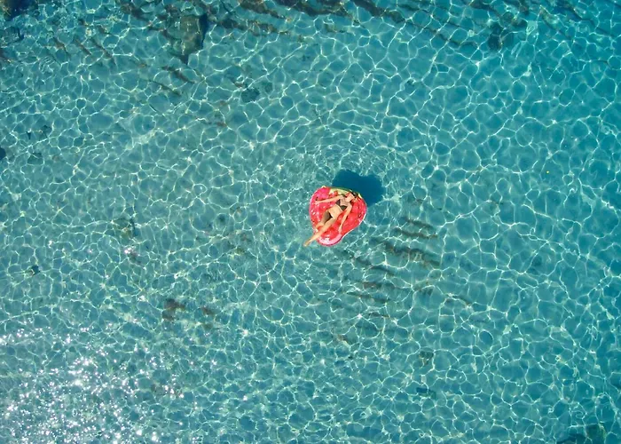 Rocca Di Vadaro - Beachfront Suites, & Resort 3*