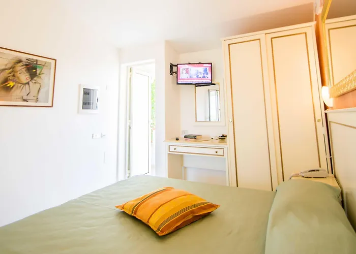 Rocca Di Vadaro - Beachfront Suites, & Resort