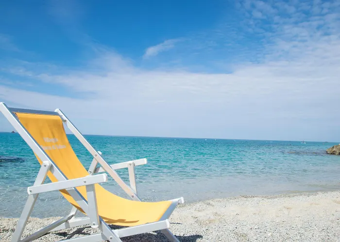 Rocca Di Vadaro - Beachfront Suites, & Resort