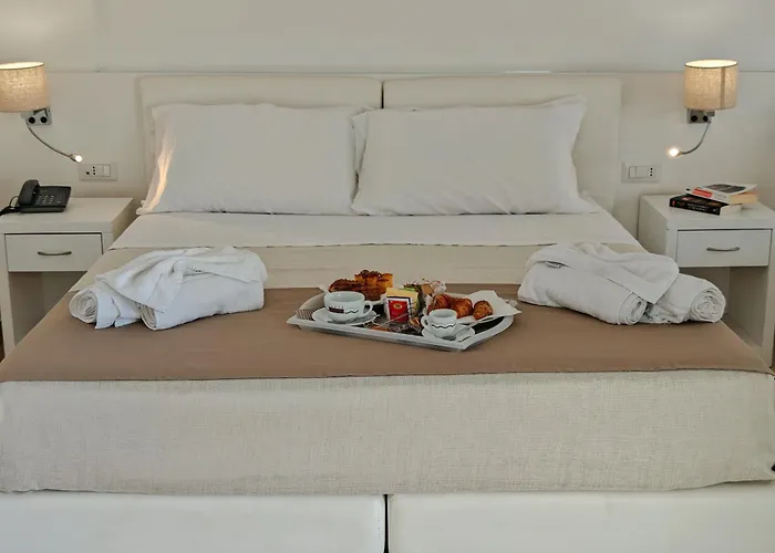 Rocca Di Vadaro - Beachfront Suites, & Resort