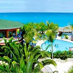 Üdülőközpont Rocca Di Vadaro - Beachfront Suites, & 3*