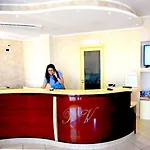 Rocca Di Vadaro - Beachfront Suites, &