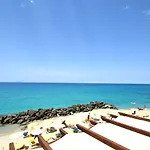 Üdülőközpont Rocca Di Vadaro - Beachfront Suites, & 3*
