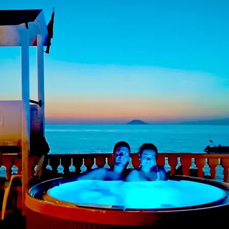 Rocca Di Vadaro Resort