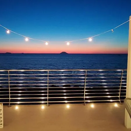 Rocca Di Vadaro - Beachfront Suites, Rooms&apartments 3*