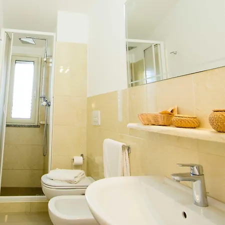 Station touristique Rocca Di Vadaro - Seafront Suites, &
