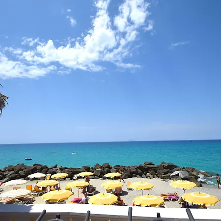 Rocca Di Vadaro - Beachfront Suites, Rooms&apartments 3* Capo Vaticano