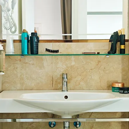 Rocca Di Vadaro - Beachfront Suites, Rooms&apartments Resort 3*