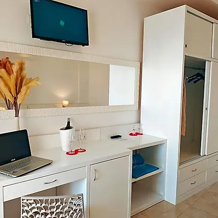 度假村 Rocca Di Vadaro - Seafront Suites, &