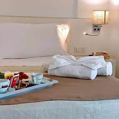 Rocca Di Vadaro - Seafront Suites, &