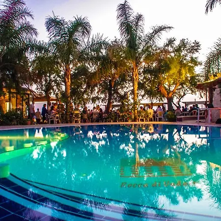度假村 Rocca Di Vadaro - Seafront Suites, & 3*