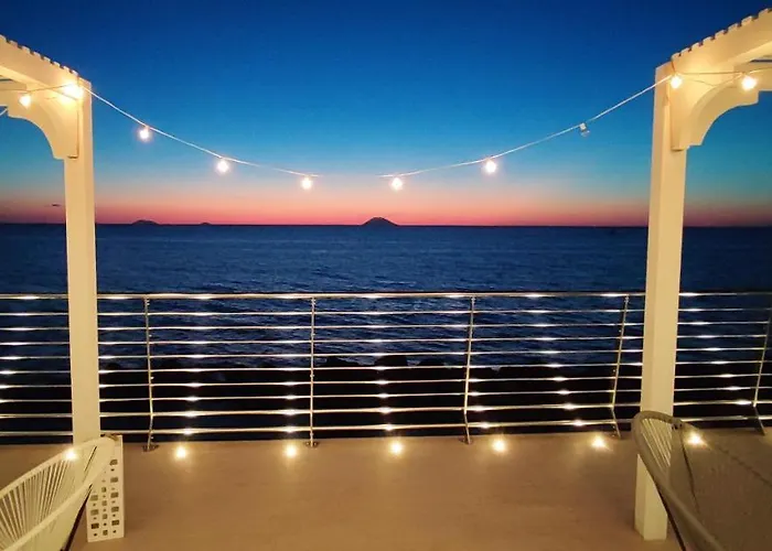 Rocca Di Vadaro - Beachfront Suites, Rooms&apartments 3*