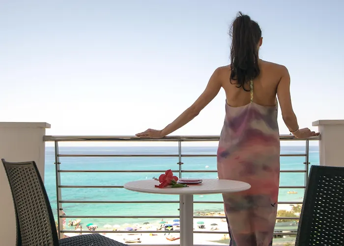 Rocca Di Vadaro - Beachfront Suites, Rooms&apartments Capo Vaticano