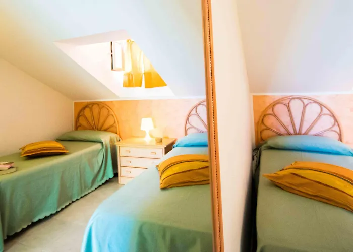 Rocca Di Vadaro - Beachfront Suites, Rooms&apartments 3* Capo Vaticano