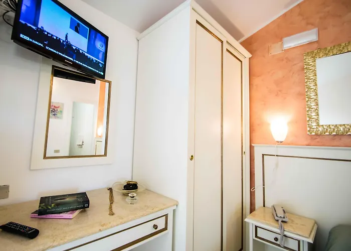 Rocca Di Vadaro - Beachfront Suites, Rooms&apartments Capo Vaticano