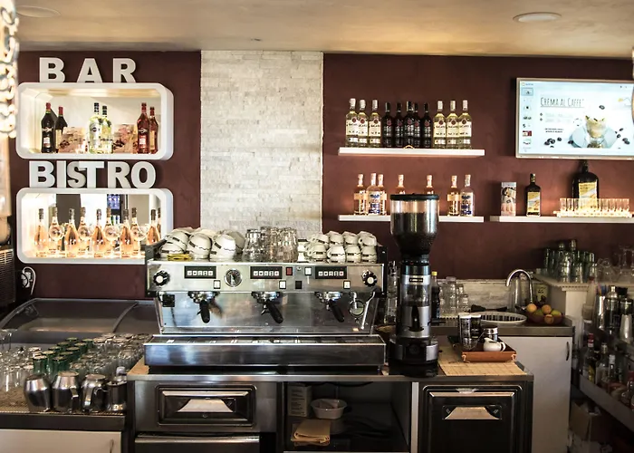 Rocca Di Vadaro - Beachfront Suites, Rooms&apartments