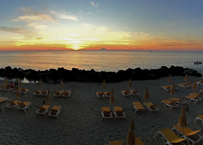 Resort Rocca Di Vadaro - Beachfront Suites, Rooms&apartments